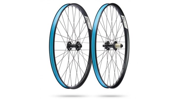Zestaw kół Ibis 733 AL 27,5" z 6-śrubową piastą wolnobiegu Shimano HG